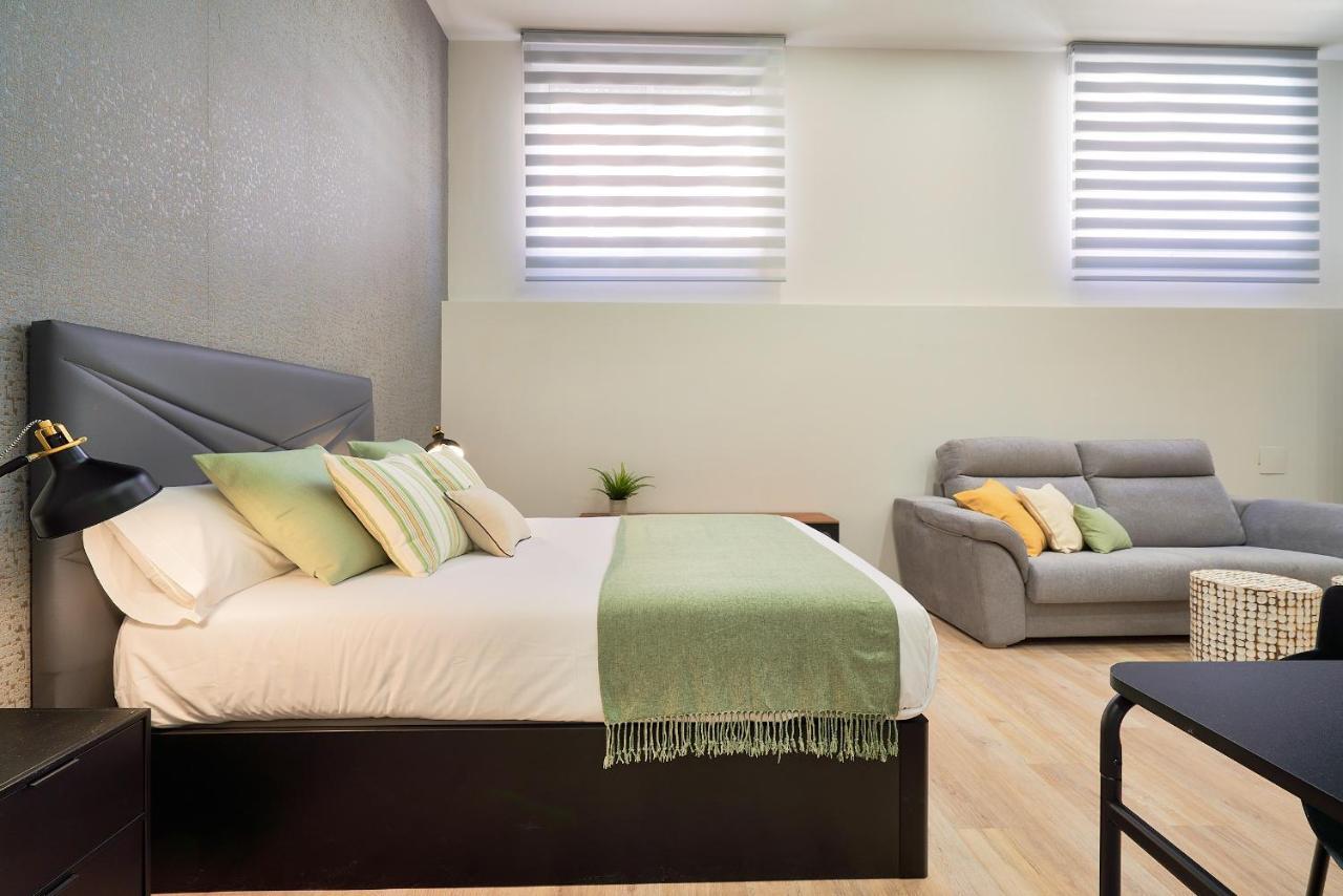 Del Parque Flats Estudio Capuchinos 马拉加 外观 照片