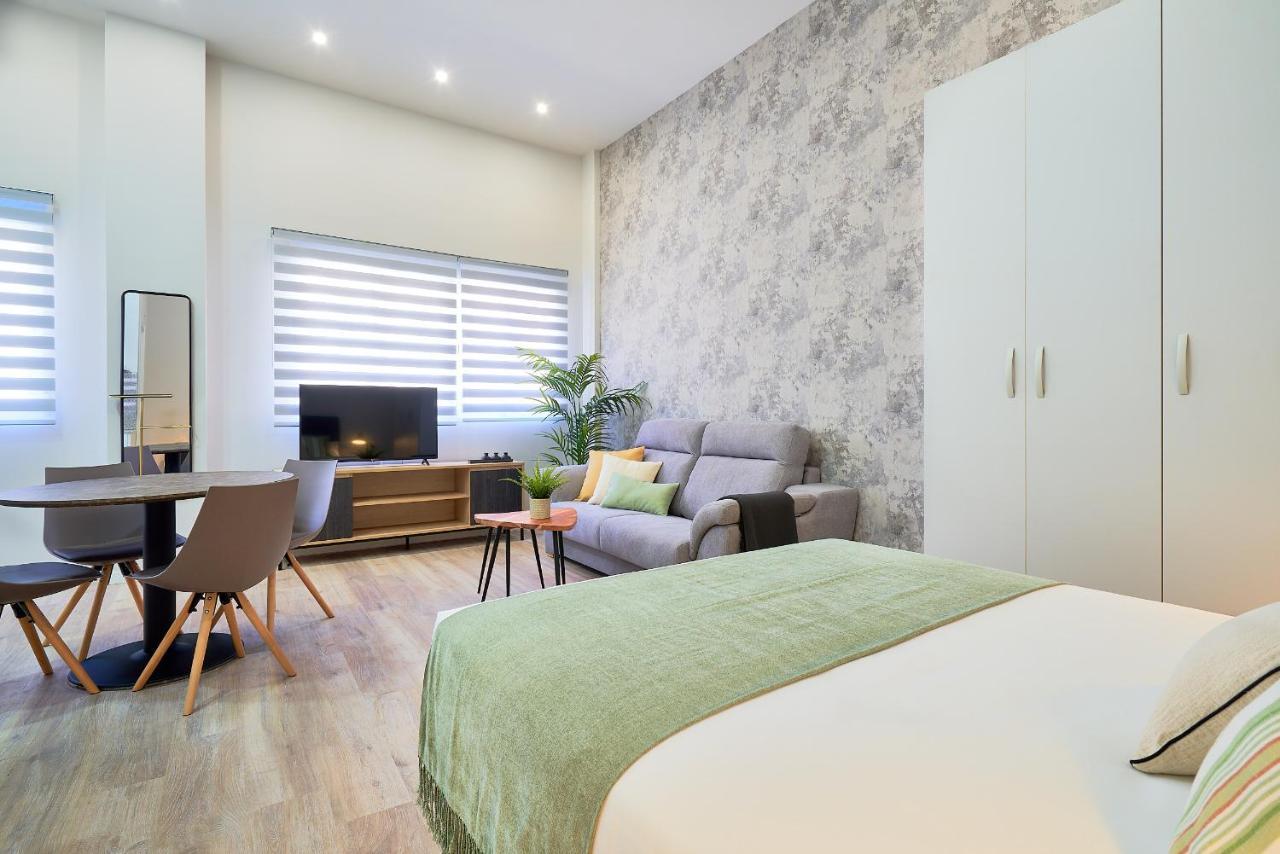 Del Parque Flats Estudio Capuchinos 马拉加 外观 照片
